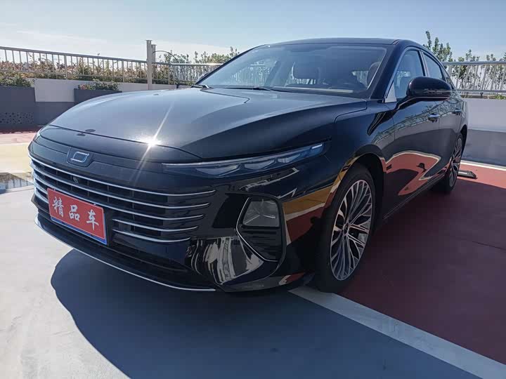 Bestune B70 2025 2025款 龙腾版 1.5T 黑骑士