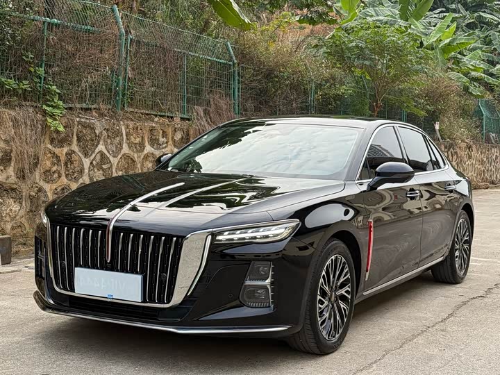 2025 Hongqi H5