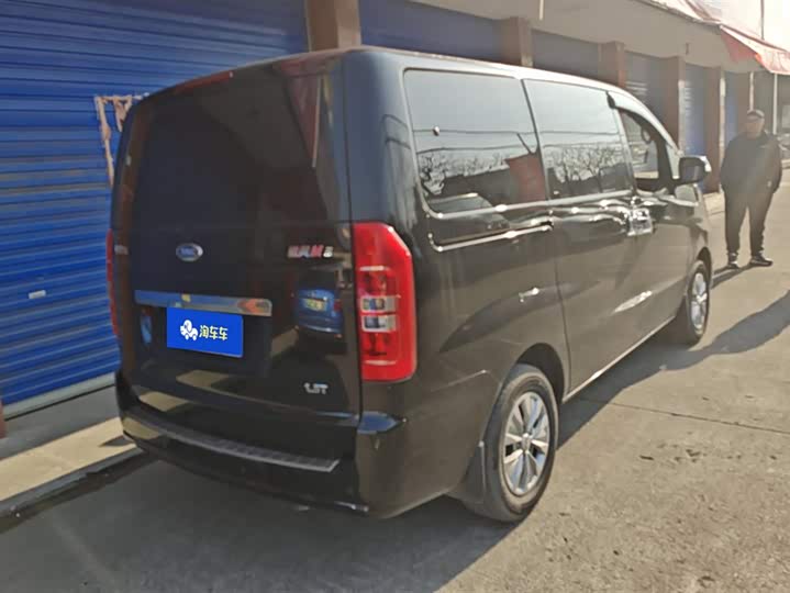 JAC Refine M3 2023 2023款 PLUS 1.5T 7/8座智联版