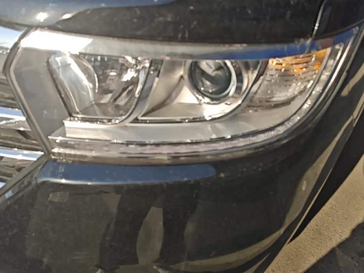 JAC Refine M3 2023 2023款 PLUS 1.5T 7/8座智联版