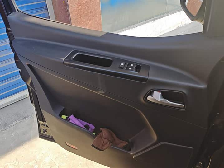 JAC Refine M3 2023 2023款 PLUS 1.5T 7/8座智联版