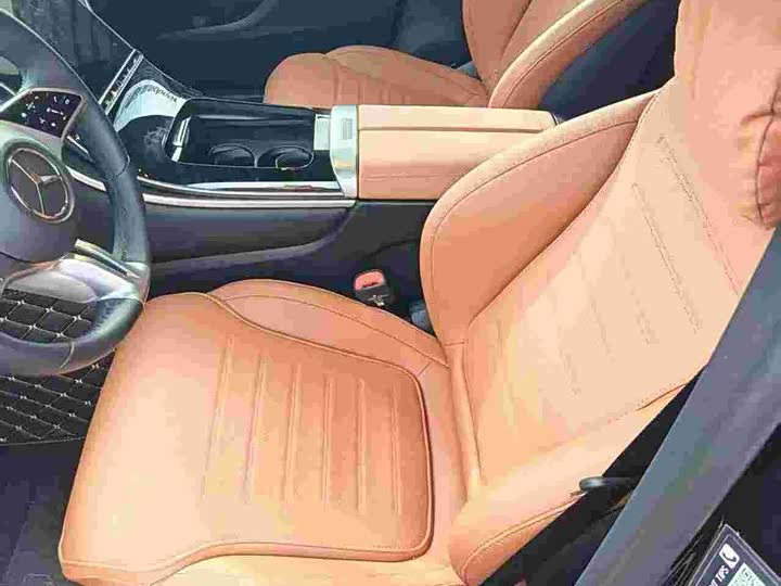 Mercedes-Benz GLC-Class 2025 2025款 改款 GLC 260 L 4MATIC 动感型