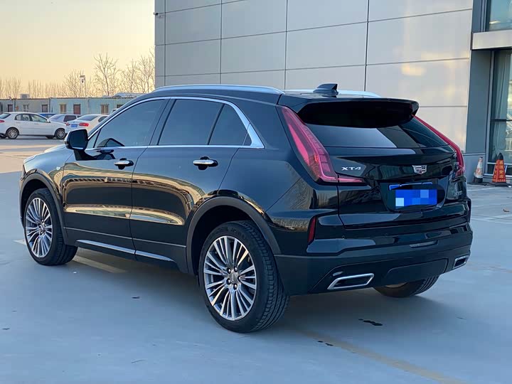 Cadillac XT4 2024 2024款 28T 两驱尊贵型
