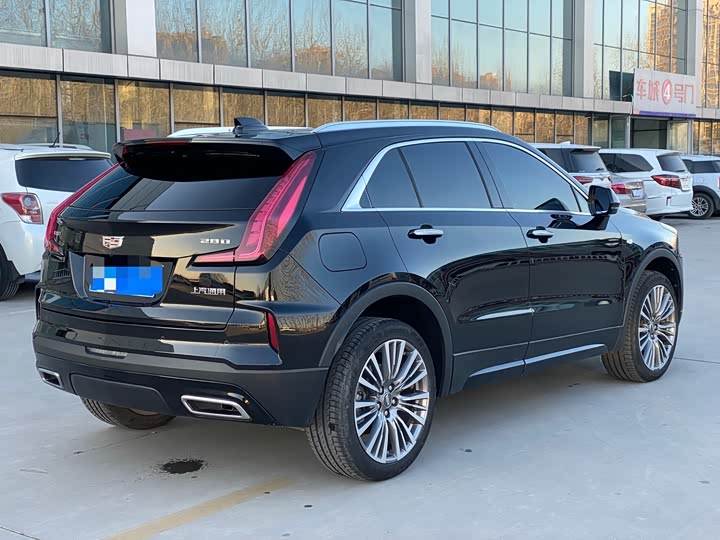 Cadillac XT4 2024 2024款 28T 两驱尊贵型