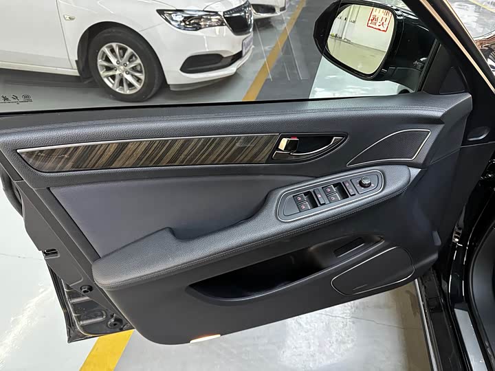 Hongqi H7 2021 2021款 1.8T 公务版