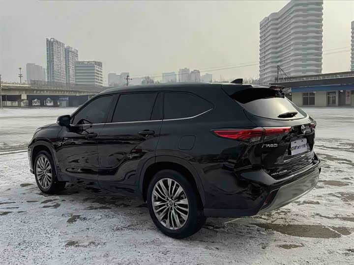 Toyota Highlander 2024 2024款 2.5L智能电混双擎四驱尊贵版 7座