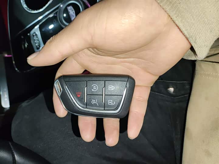 Cadillac Lyriq 2022 2022款 后驱长续航尊贵版