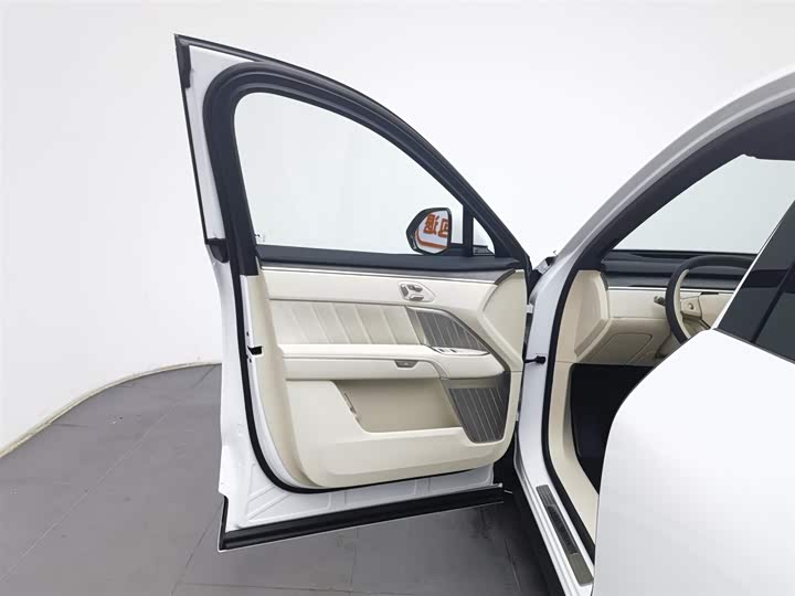 Nio Onvo L90 2025 2025款 Ultra 六座版