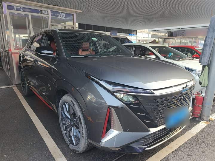 Changan Oshan Z6 2023 2023款 蓝鲸 1.5T DCT智酷型