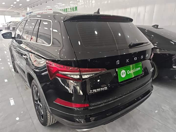 Skoda Kodiaq 2023 2023款 TSI330 7座两驱奢享版