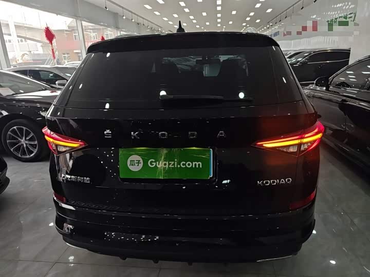Skoda Kodiaq 2023 2023款 TSI330 7座两驱奢享版