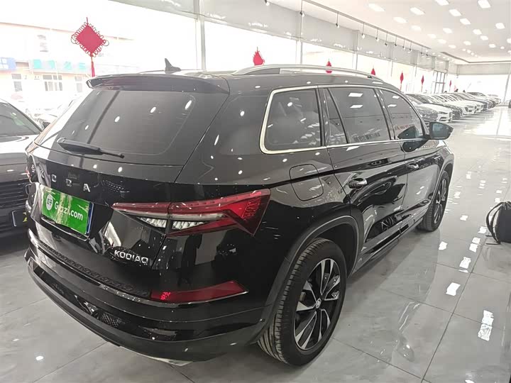 Skoda Kodiaq 2023 2023款 TSI330 7座两驱奢享版