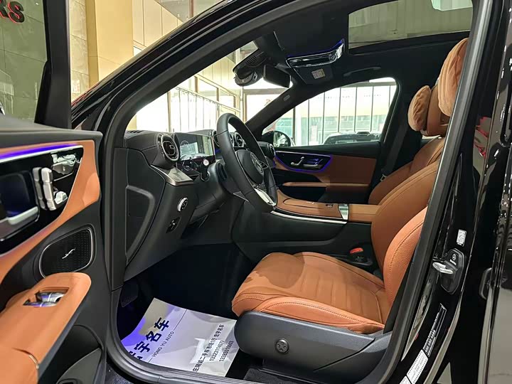 Mercedes-Benz GLC-Class 2025 2025款 GLC 260 L 4MATIC 动感型