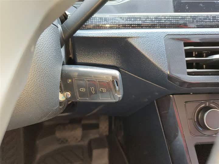 Volkswagen Lavida 2025 2025款 新锐 1.5L 出众新逸版