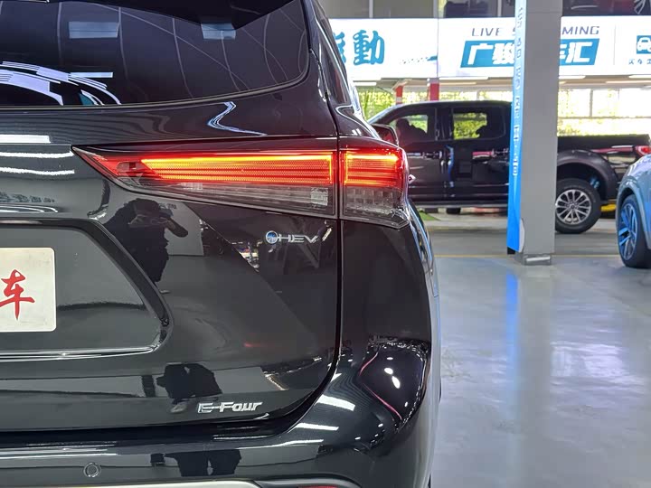 Toyota Highlander 2024 2024款 2.5L智能电混双擎四驱尊贵版 7座