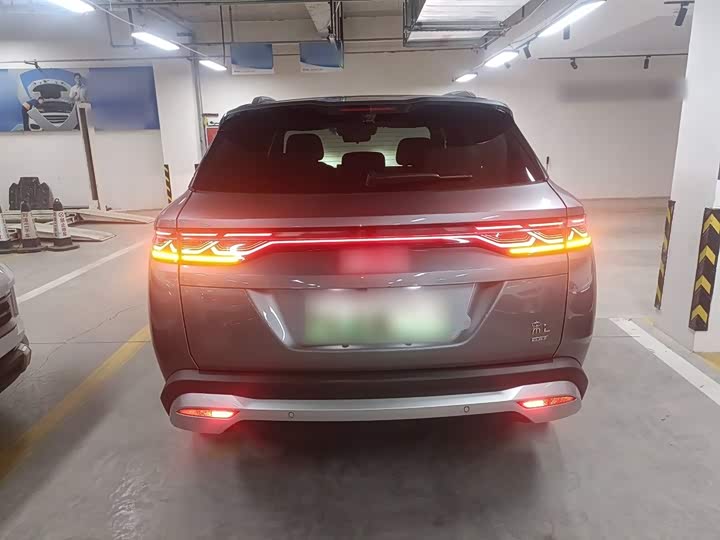 BYD Song L DM-i Hybrid 2025 2025款 智驾版 112km 超越型