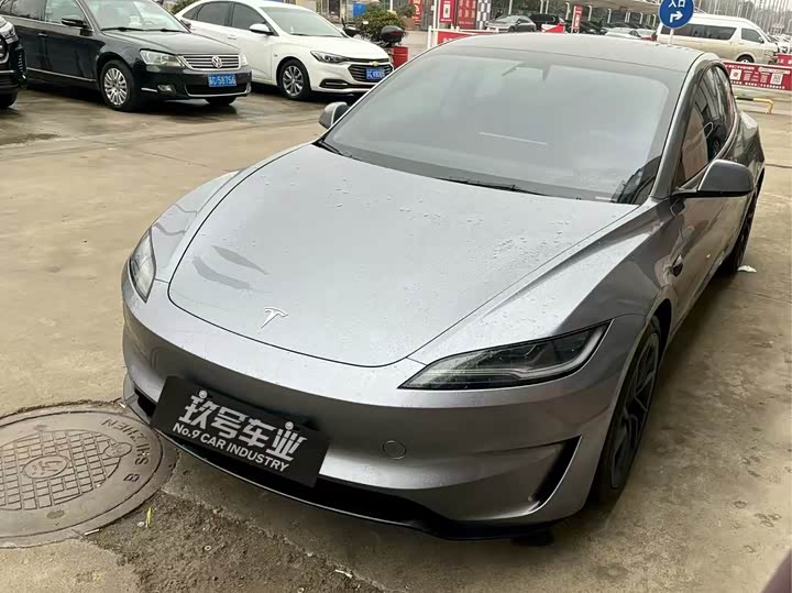 Tesla Model 3 2024 2024款 高性能全轮驱动版