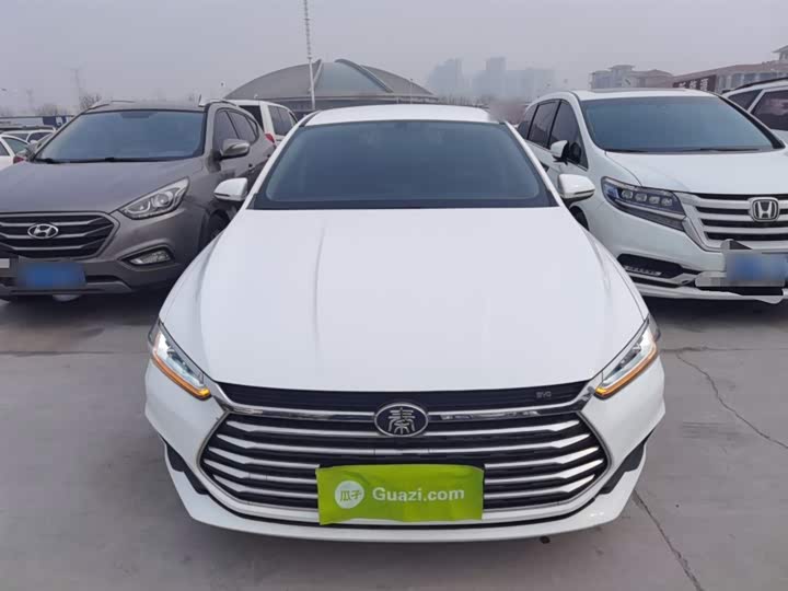 BYD Qin Pro 2020 2020款 超越版 1.5TI 自动尊贵型