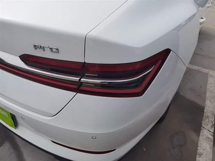 BYD Qin Pro 2020 2020款 超越版 1.5TI 自动尊贵型