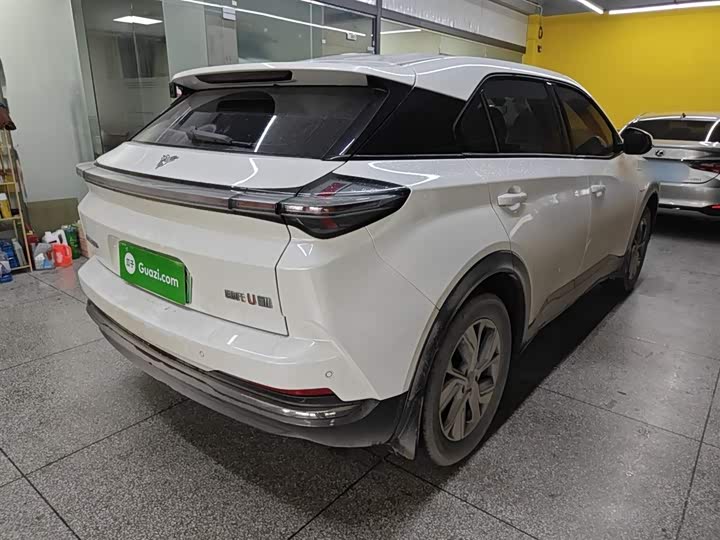 Hozon U 2023 2023款 哪吒U-Ⅱ 400 U秀版 三元锂