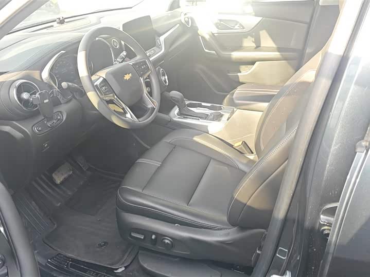 Chevrolet Blazer 2023 2023款 轻混 650T 型版