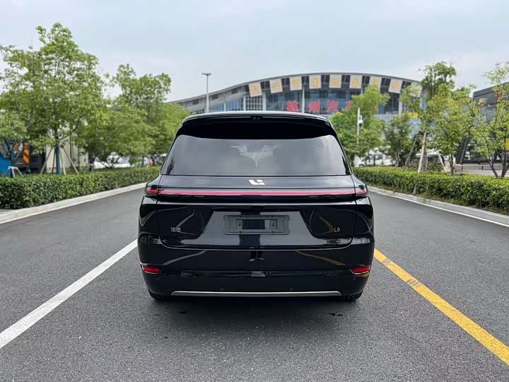 LiXiang L9 2025 2025款 Ultra 智能焕新版