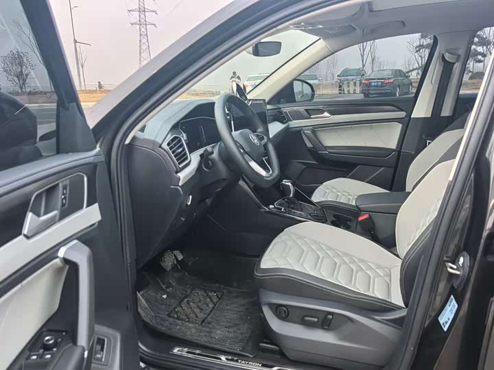 Volkswagen Tayron 2025 2025款 众享款 330TSI