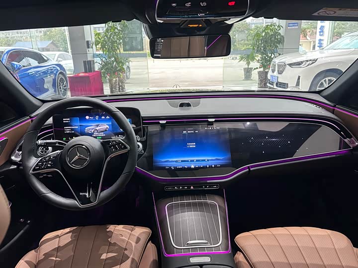 Mercedes-Benz E-Class Hybrid 2024 2024款 E 350 e L 插电式混合动力轿车