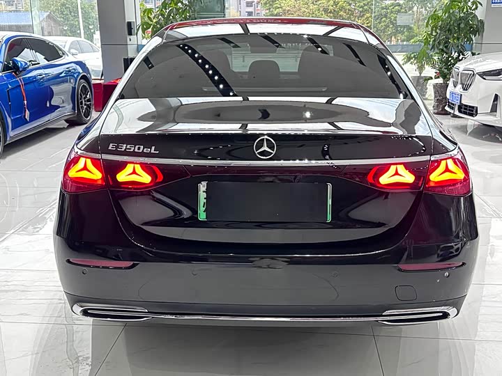 Mercedes-Benz E-Class Hybrid 2024 2024款 E 350 e L 插电式混合动力轿车