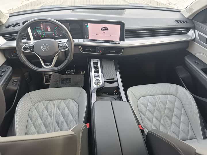 Volkswagen Tavendor 2024 2024款 380TSI 四驱R-Line巡游 众享款