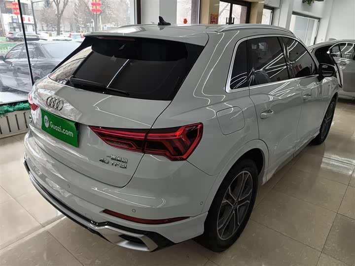 Audi Q3 2024 2024款 40 TFSI 时尚动感型