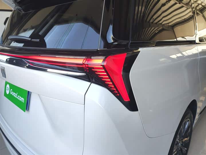 Buick GL8 ES 2025 2025款 陆尊 尊享版