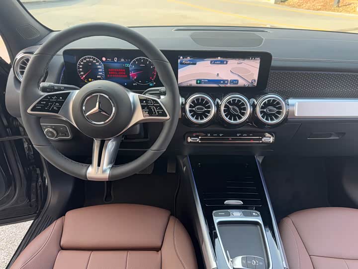 Mercedes-Benz GLB-Class 2025 2025款 GLB 220 动感型