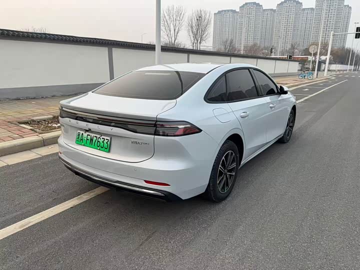 Geely Galaxy A7 2025 2025款 EM-i 70km 启航版