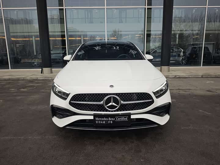 Mercedes-Benz A-Class 2024 2024款 改款 A 200 L 时尚型