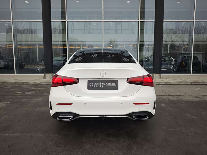 Mercedes-Benz A-Class 2024 2024款 改款 A 200 L 时尚型