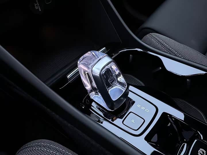 Volvo XC40 2024 2024款 B3 智远豪华版