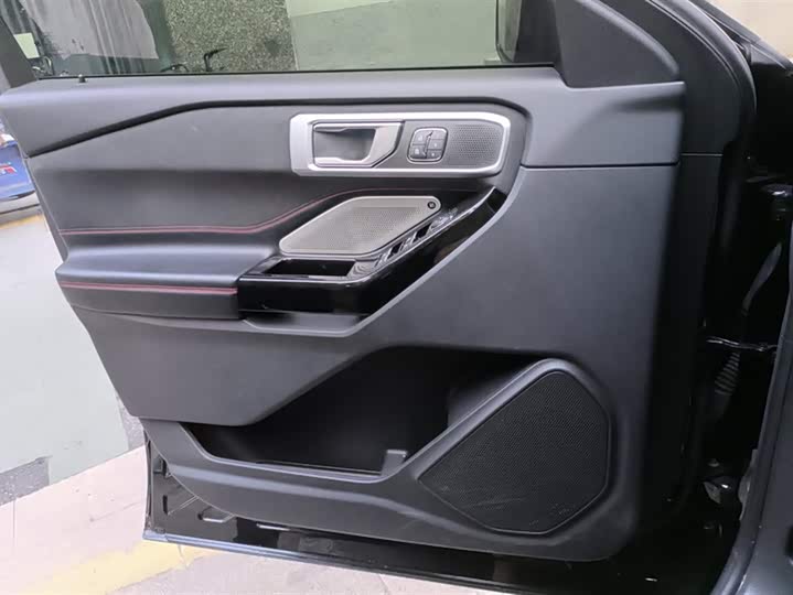 Ford Explorer 2023 2023款 EcoBoost 285 四驱ST-LINE 6座