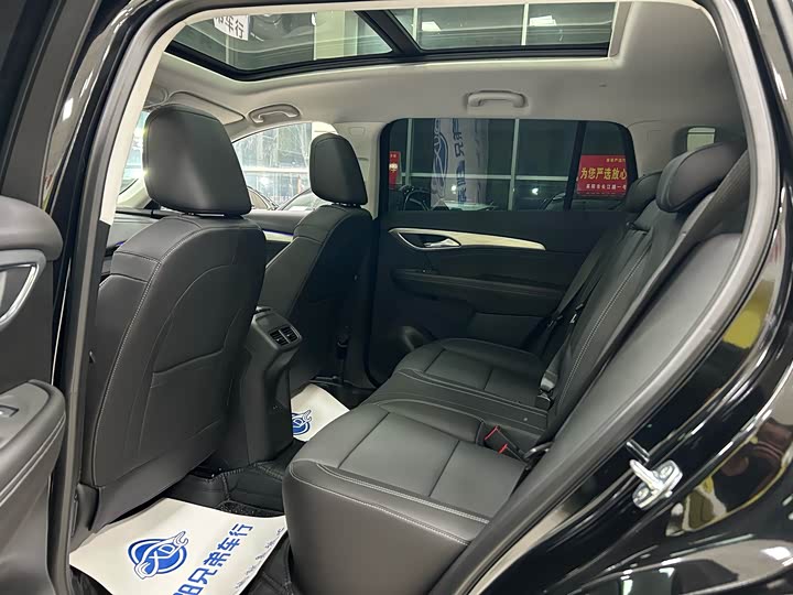 Buick Envision Plus 2025 2025款 昂科威Plus 28T 四驱白金版