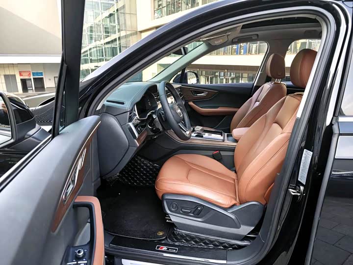 Audi Q7 2024 2024款 45 TFSI quattro S line运动型