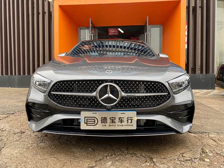 Mercedes-Benz A-Class 2025 2025款 改款 A 200 L 时尚型