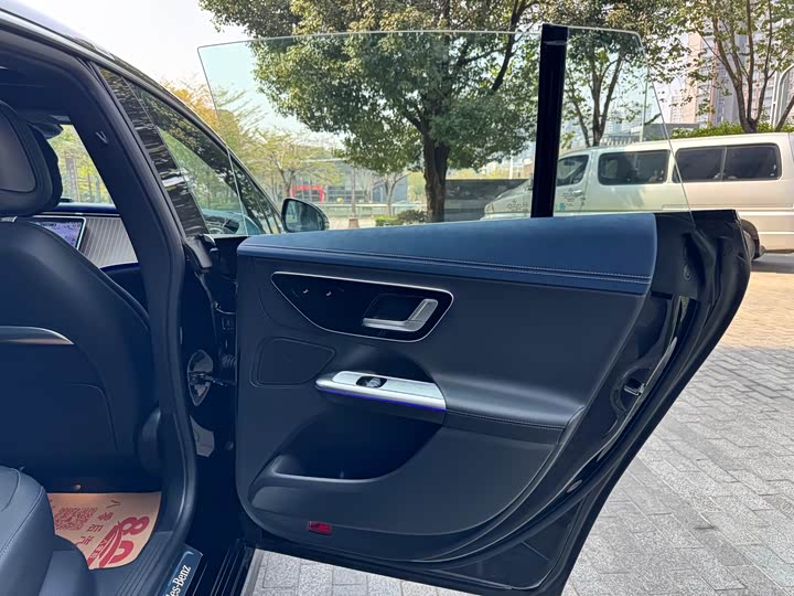 Mercedes-Benz EQE 2025 2025款 500 4MATIC 先锋版