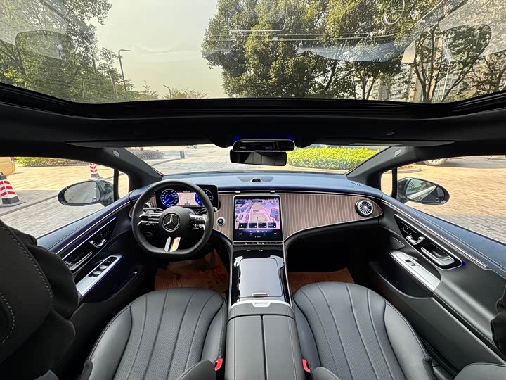 Mercedes-Benz EQE 2025 2025款 500 4MATIC 先锋版
