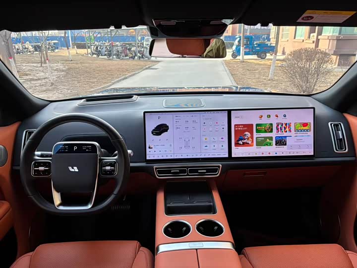 LiXiang L8 2025 2025款 Pro 智能焕新版