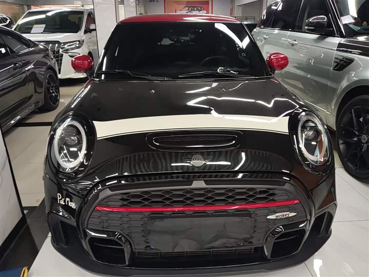 Mini Mini JCW 2023 2023款 2.0T JOHN COOPER WORKS Pat Moss纪念版