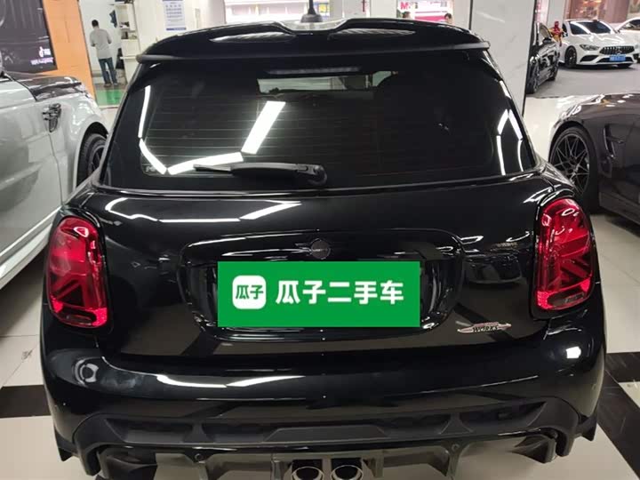 Mini Mini JCW 2023 2023款 2.0T JOHN COOPER WORKS Pat Moss纪念版