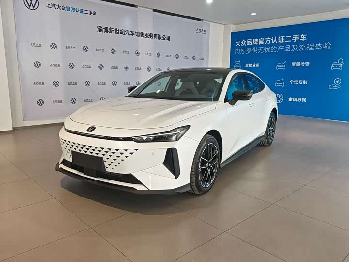 Changan UNI-V Hybrid 2024 2024款 蓝鲸智电iDD 136km 智尊型
