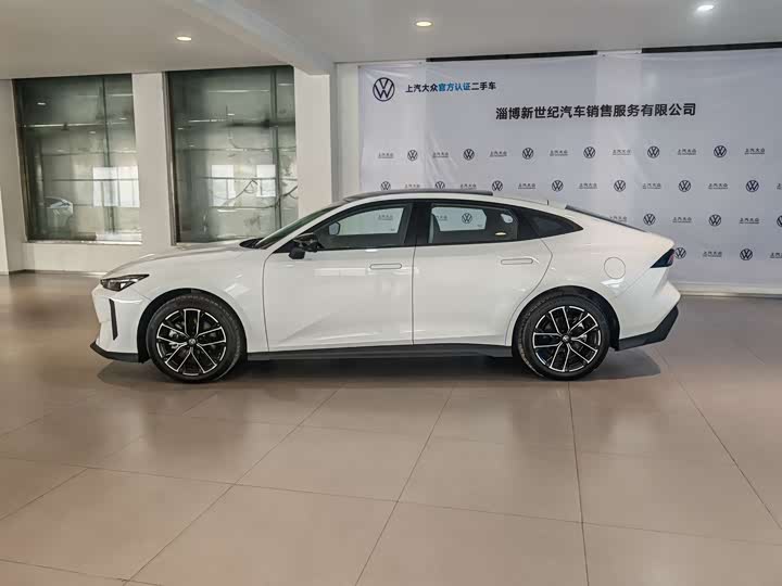 Changan UNI-V Hybrid 2024 2024款 蓝鲸智电iDD 136km 智尊型