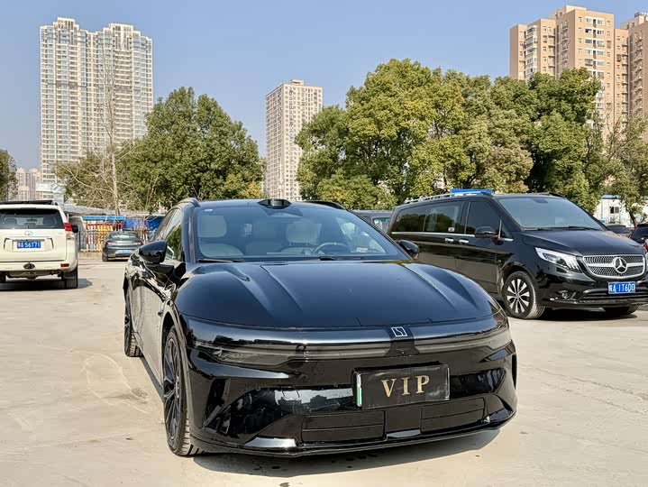 Zeekr 007 GT 2025 2025款 长续航四驱智驾版 100kWh