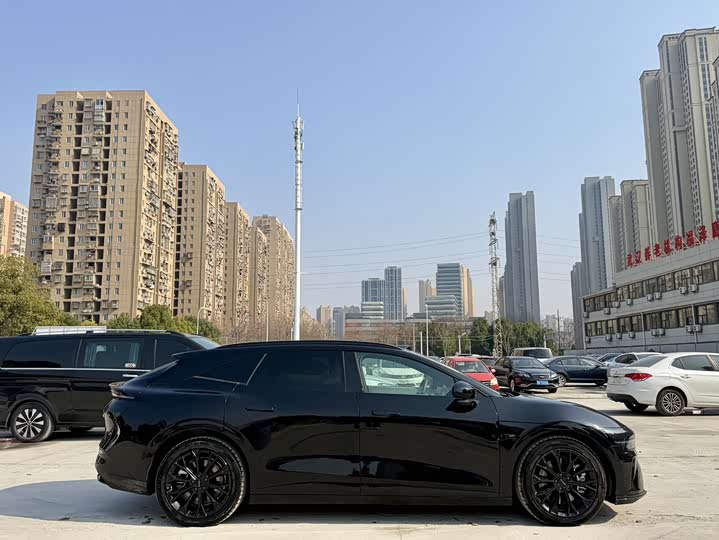 Zeekr 007 GT 2025 2025款 长续航四驱智驾版 100kWh